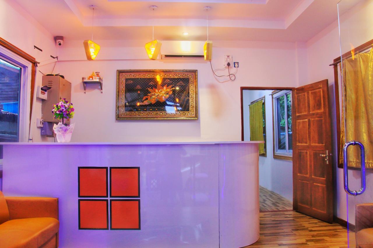 The Lodge Yangon Poshtel Eksteriør bilde