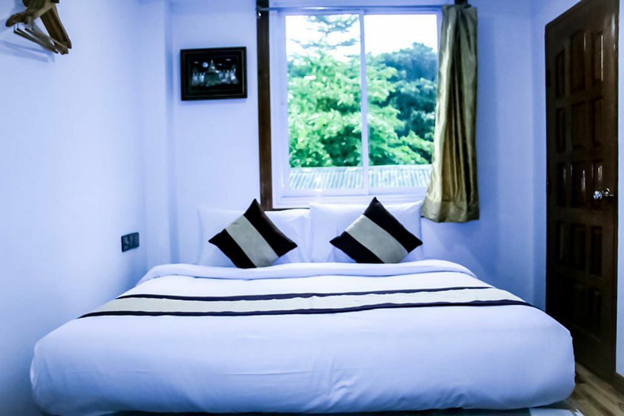 The Lodge Yangon Poshtel Eksteriør bilde